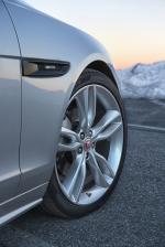 Jaguar XF R-Sport AWD 2016 года